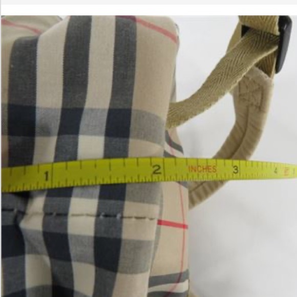 Burberry - Picture 15 of 16